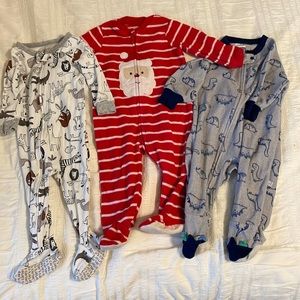Lot of 12M winter/Christmas pajamas.  3 pieces, EUC.